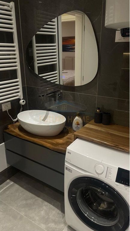 Rent, Apartment 2+1+2+Parking Space, Dry Lake, Tirana.