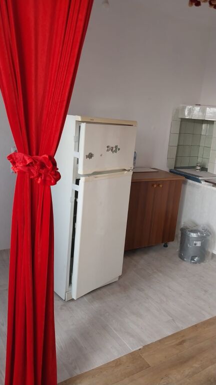 FOR RENT 2+1 APARTMENT NEAR "MIQËSIA" SCHOOL
