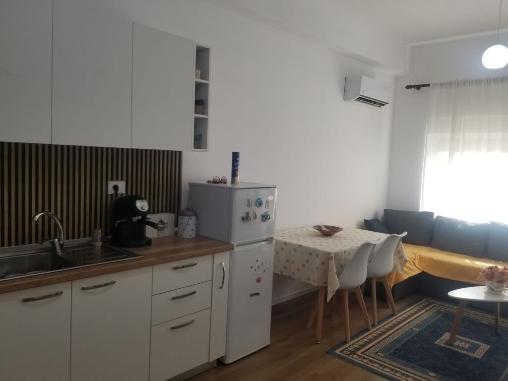 Apartment 1+1 for rent at Kadiu Complex, Tirana