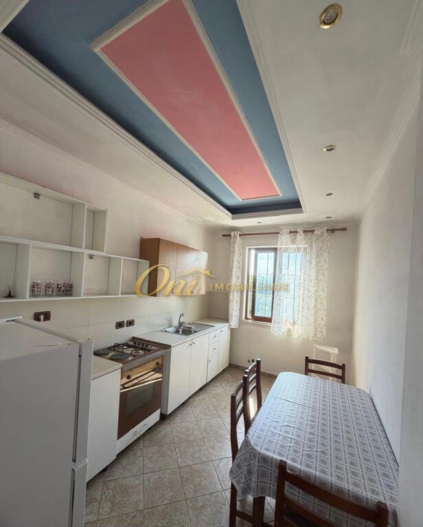 DELIJORGJ, APARTAMENT PER QERA 2+1