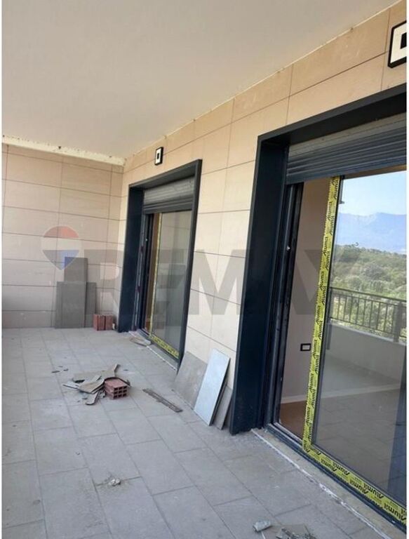 SHITET APARTAMENT 2+1+2 TEK LIQENI, PRANË RADISSON