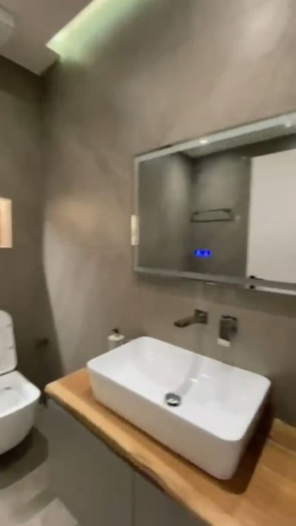 Jepet Apartament Me Qera 2+1 tek Liqeni i Thate