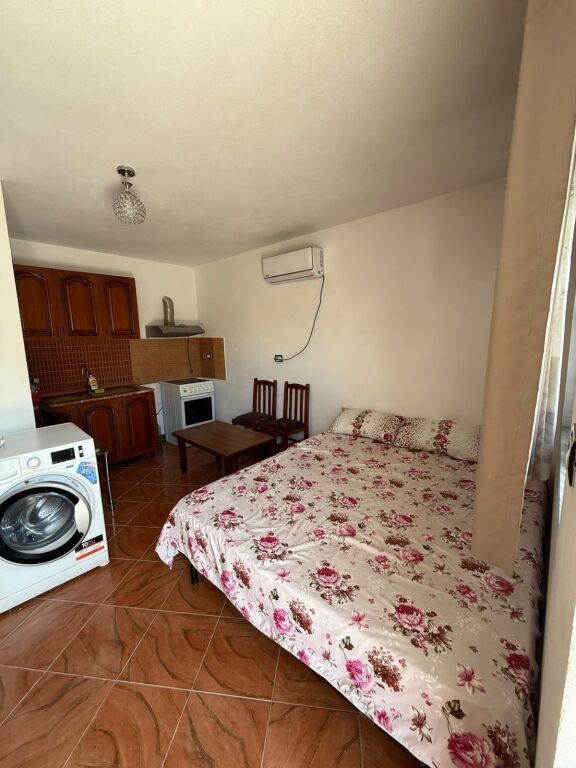 Garsionjere per qera Siri kodra !