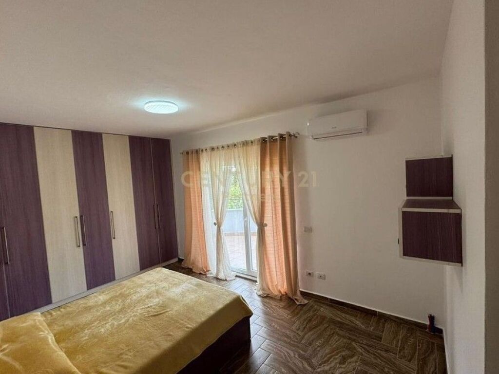 🏡 **FOR SALE APARTMENT 1+1 + VERANDA – SHKOZË, TIRANA**