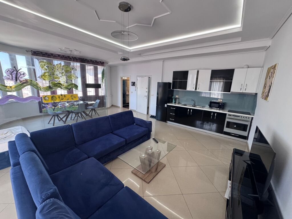 🏙️ IN AFFITTO | SUPER ATTICO – MYSLYM SHYRI