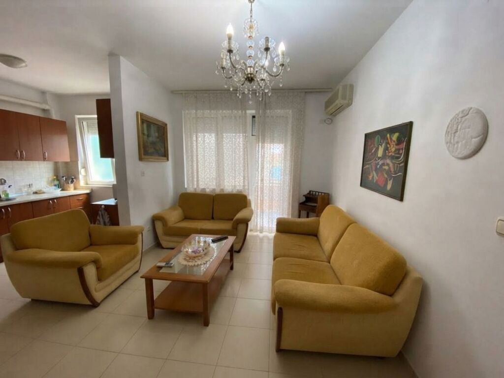 Affitto, Appartamento 1+1, Vasil Shanto, Tirana.