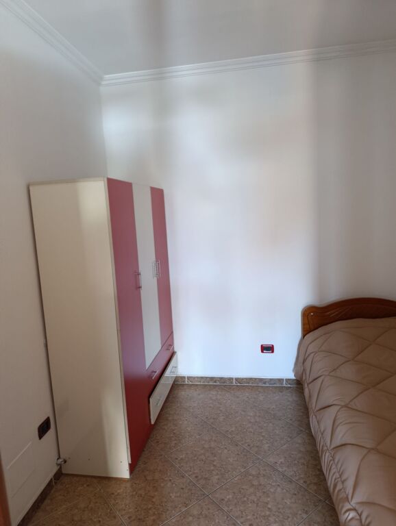 Affitto | Shtëpi private 2 + 1 | Spitali Amerikan 2 | 420 €/mese