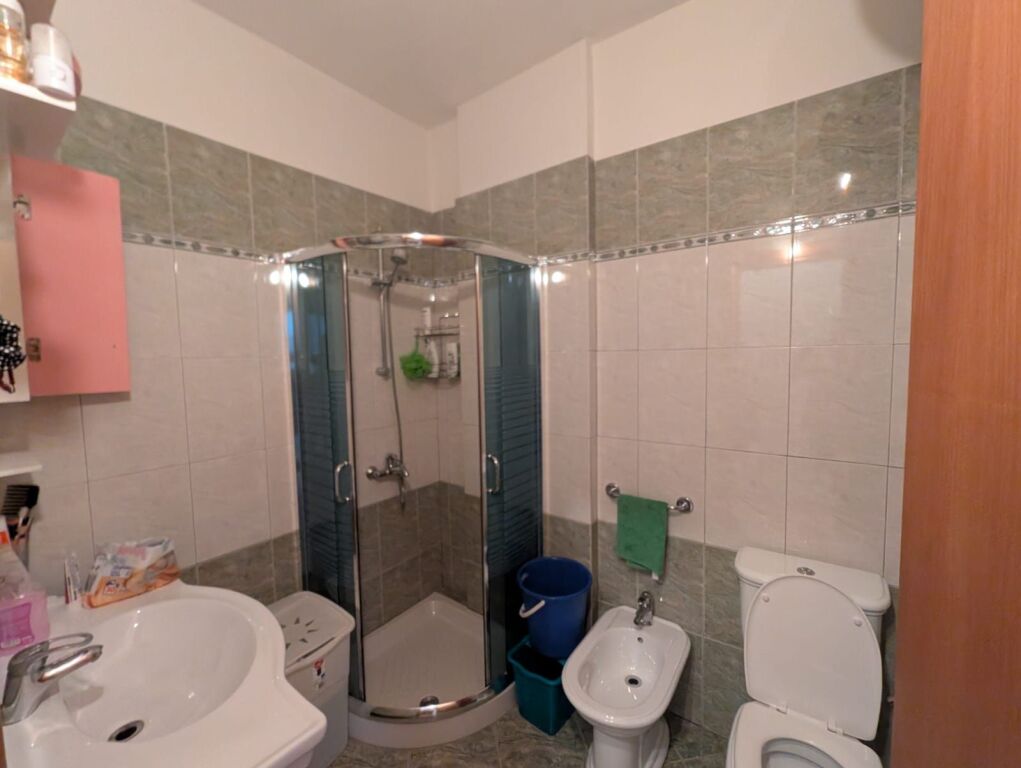 APPARTAMENTO 2+1 IN AFFITTO ANNUALE A LUNGOMARE