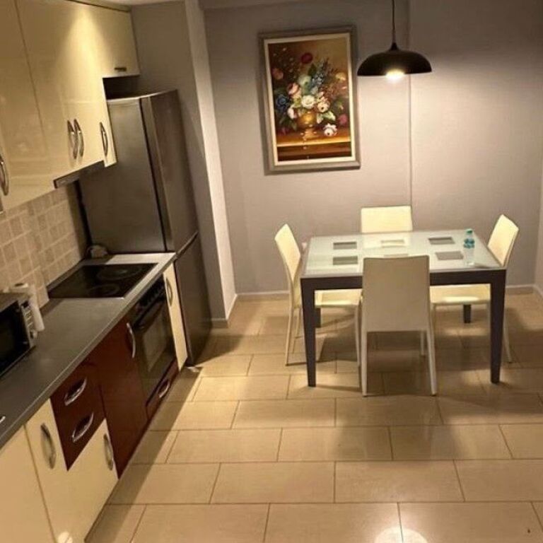 🏡 APPARTAMENTO 2+1 IN AFFITTO – MUNICIPIO DI PARIGI | VISTA SUL LAGO ARTIFICIALE ✨
