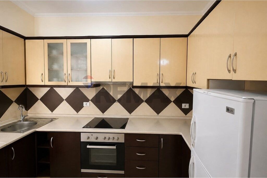 Apartament - Për Shitje - Poliklinika, Tiranë(ID: 530181070-415)