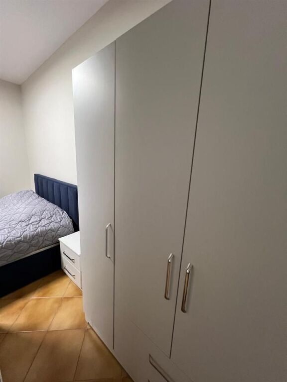 Qera | Apartament 1 + 1 | Rruga Sami Frashëri | 650 €/muaj
