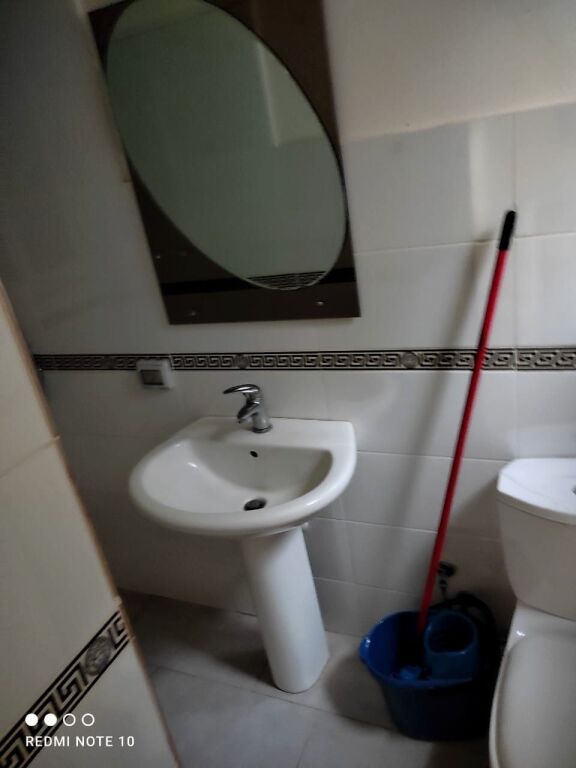 STUDIO APARTMENT 24,000 LEKE ELECTRIC MARKET
