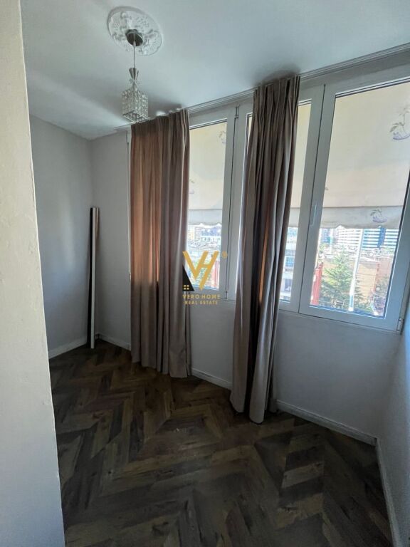 JEPET APARTAMENT 3+1+2+BLK ME QERA TE BLLOKU I VILAVE, SELITE 90.000 LEKE