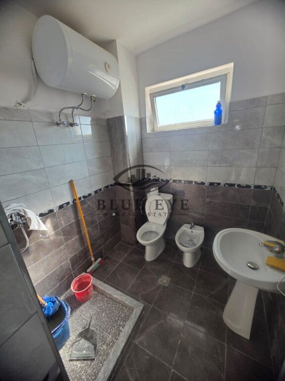 Apartament 2+1 Për Shitje prane Spitalit, Durrës!
