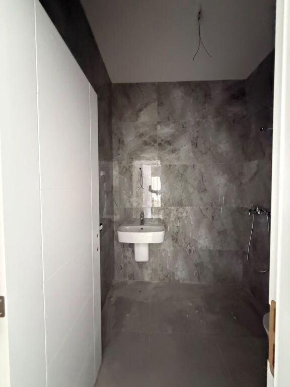 FOR SALE APARTMENT 2+1 – KAMËZ, AT RRETHI I ULLIRIT