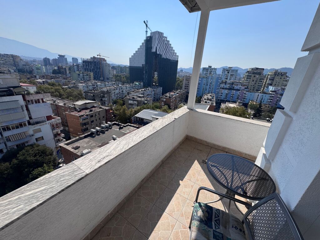 🏙️ IN AFFITTO | SUPER ATTICO – MYSLYM SHYRI