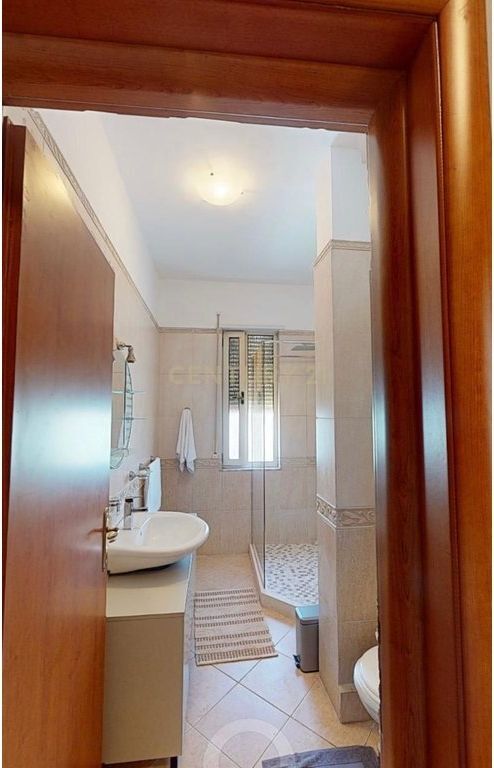 Shiten dy apartamente 1+1 – Pista Iliria, Durrës!