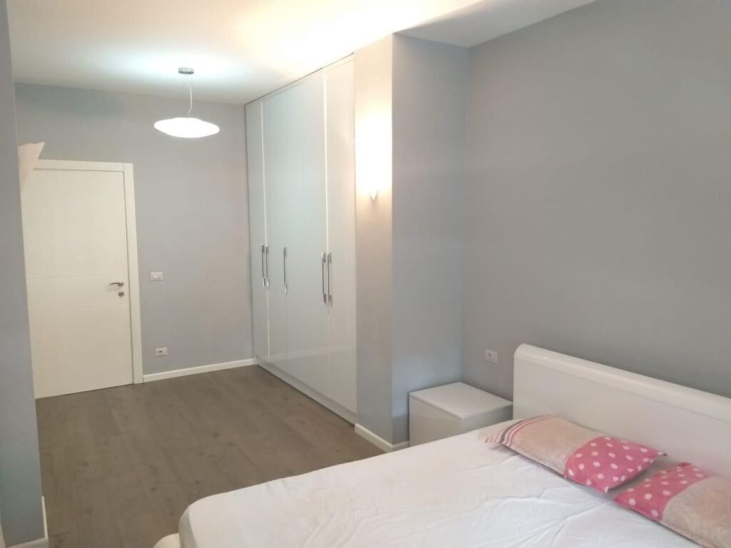 Appartamento In Affitto 1+1 A Bllok (ID B211490) Tirana