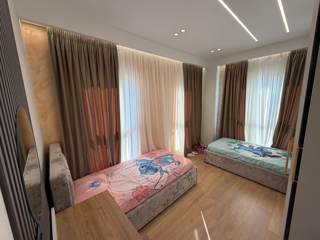 Super appartamento in affitto 2+1, Prezzo 80.000 lek Kompleksi Aura via Dritan Hoxha