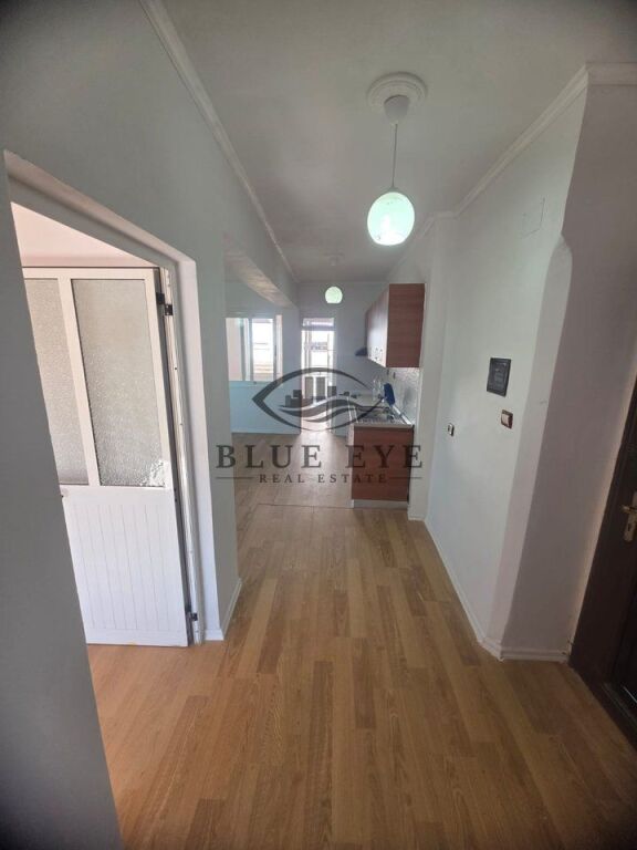 Apartament 2+1 Për Shitje prane Spitalit, Durrës!