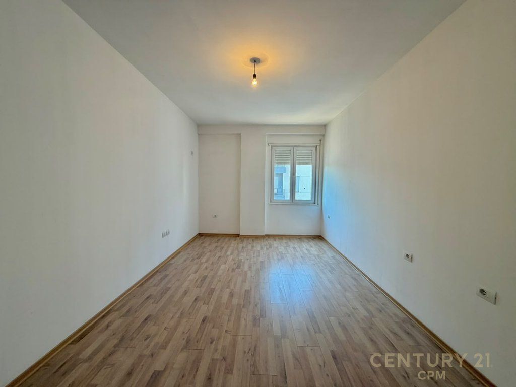 APPARTAMENTO 1+1 IN VENDITA A KINOSTUDIO! 146,000 € 13,500,000 Lekë