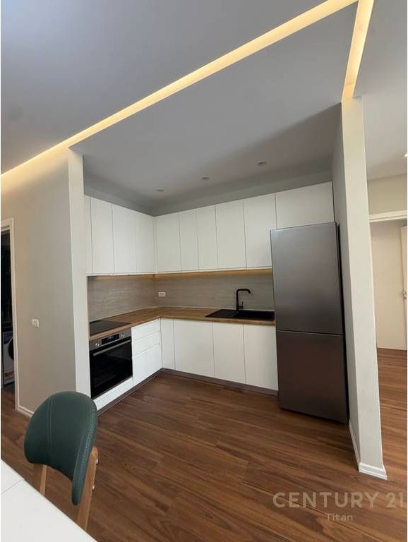 Apartament 2+1+2 tualete me qira ne Don Bosko. 750 € /Muaj