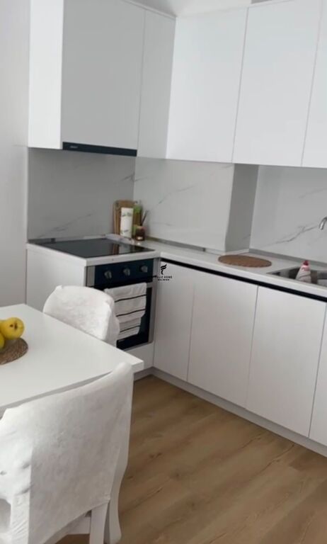 APARTAMENT ME QERA 1+1 LAPRAKE 70.000 LEKE FH-91894
