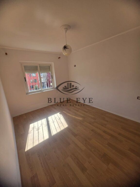 Apartament 2+1 Për Shitje prane Spitalit, Durrës!