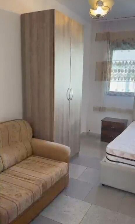 Qera | Shtëpi private 2 + 1 | Ali Demi | 350 €/muaj