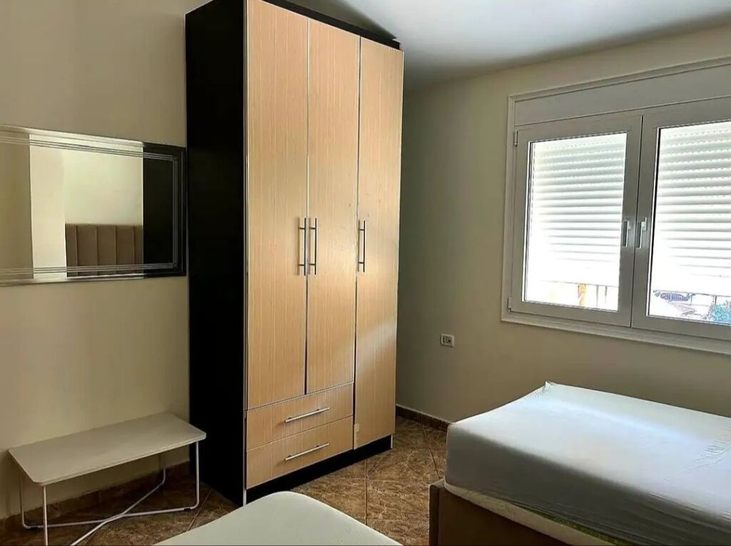 APARTAMENT ME QIRA 2+1 - KODRA E DIELLIT, perballe kristal center, TIRANE