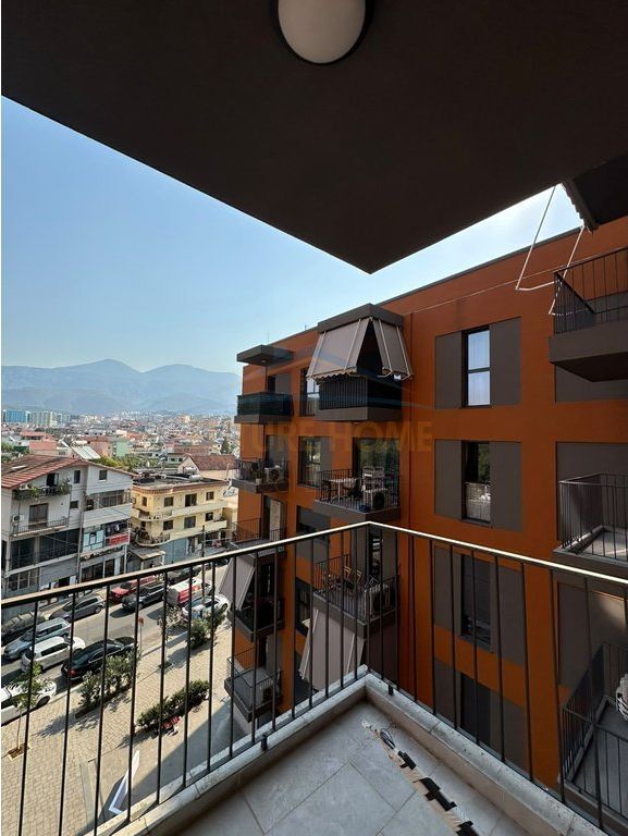 In vendita, Appartamento 1+1, Complesso ASL, Tirana