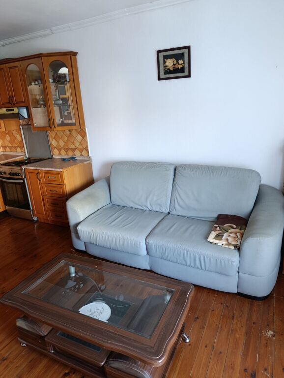Qera | Shtëpi private 1 + 1 | Spitali Amerikan 2 | 400 €/muaj