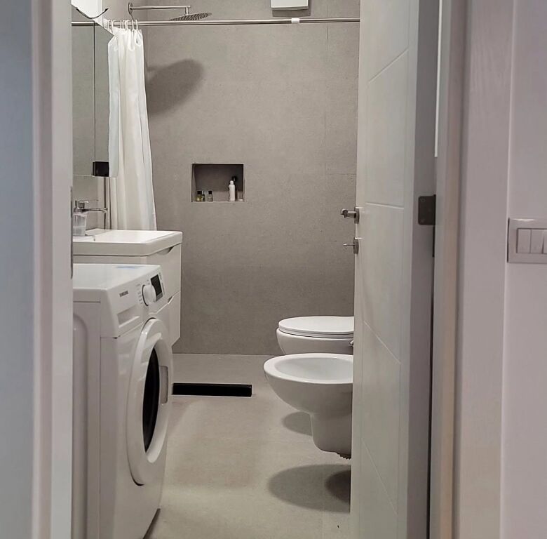 Apartment 1+1 for Rent Near Mihal Grameno School