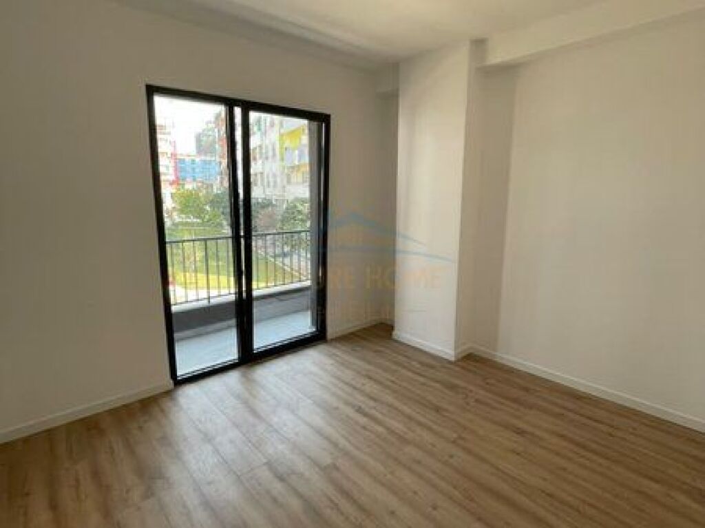 Affitto, Appartamento 2+1+2, Residenza "Jordan", Via Jordan Misja, Tirana .