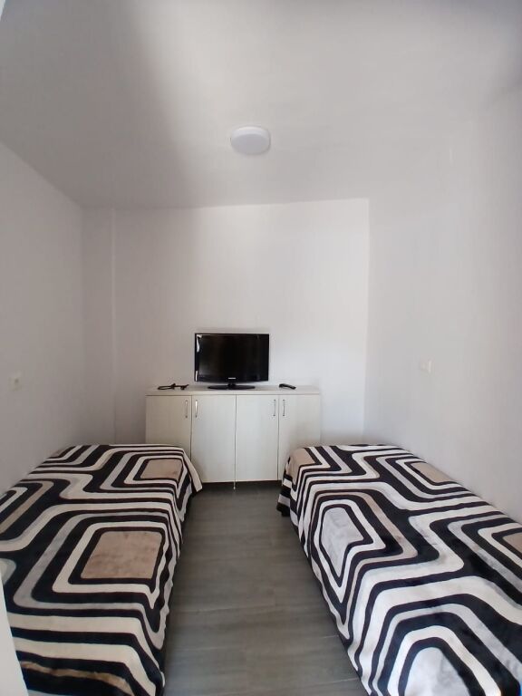 STUDIO APARTMENT 30000 LEKE ALI DEMI