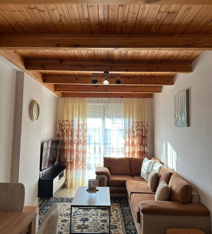 Duplex for rent, Fresk Shefqet Kuka street near Nuclear Physics 500 Thousand leke