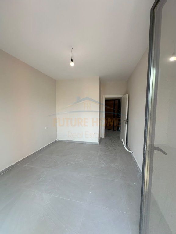 In vendita, Appartamento 1+1, Complesso ASL, Tirana