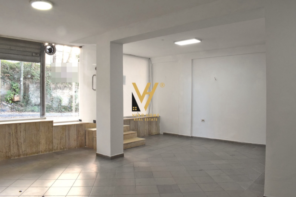 BUSINESS PREMISES 50 M2 FOR RENT IN STUDENT CITY 35,000 LEKE