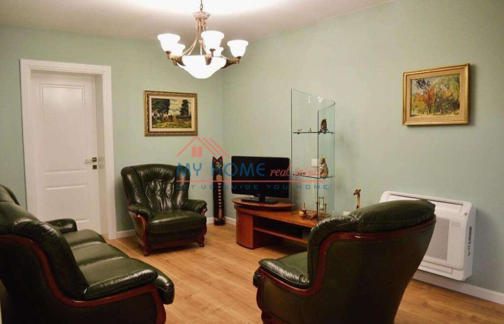 Apartament 2+1 me qera tek 21 Dhjetori Tirane
