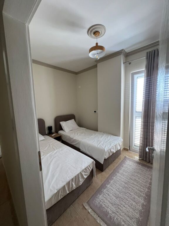 Apartament 2+1 me Qira – Spitallë, pranë Billës