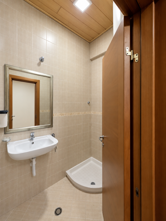 COMMERCIAL SPACE FOR RENT | NEAR WILLSON SQUARE