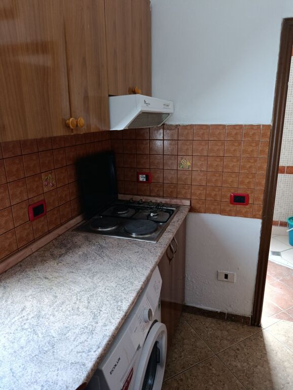 Affitto | Shtëpi private 2 + 1 | Spitali Amerikan 2 | 420 €/mese