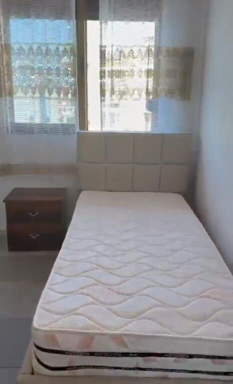 Qera | Shtëpi private 2 + 1 | Ali Demi | 350 €/muaj