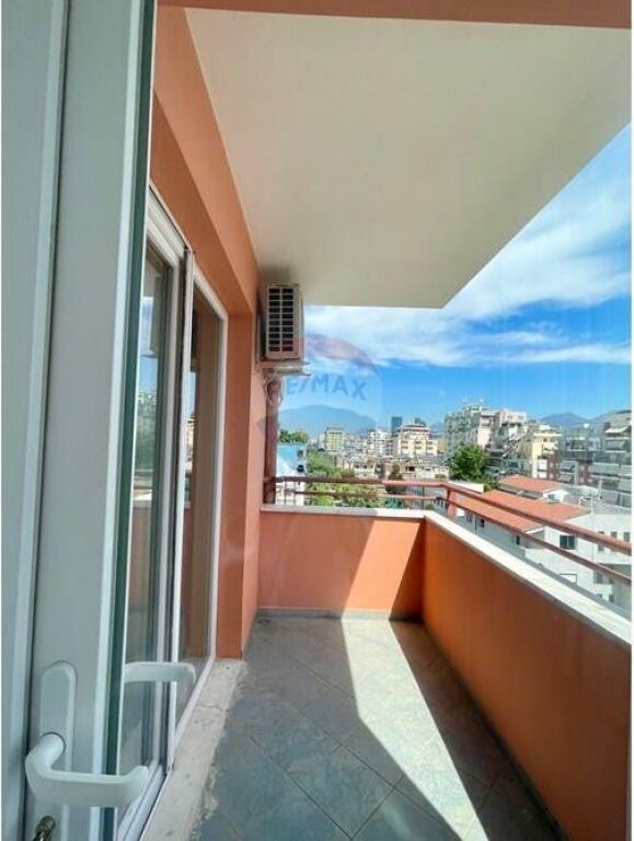 Apartament - Për Qira - Rruga Sami Frashëri, Tiranë