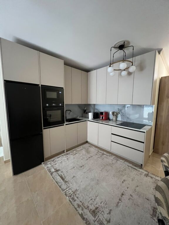 Apartament 2+1 me Qira – Spitallë, pranë Billës