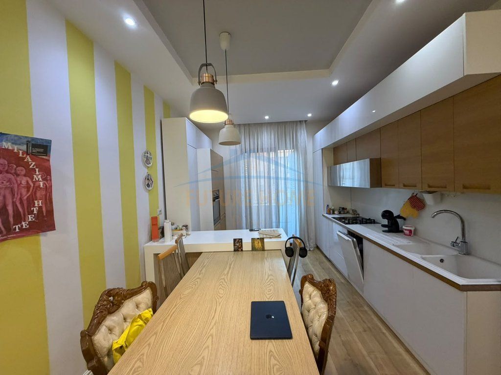 Rent, Apartment 2+1, Myslym Shyri, Tirane