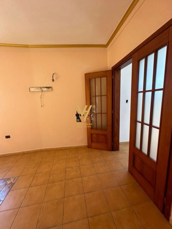 BUSINESS PREMISES 300 M2 FOR RENT IN DON BOSKO 200,000 LEKE