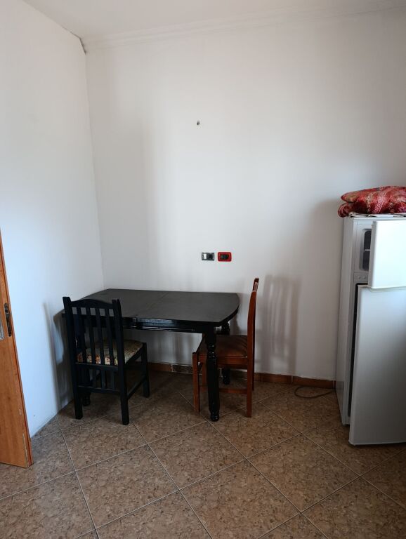 Affitto | Shtëpi private 2 + 1 | Spitali Amerikan 2 | 420 €/mese