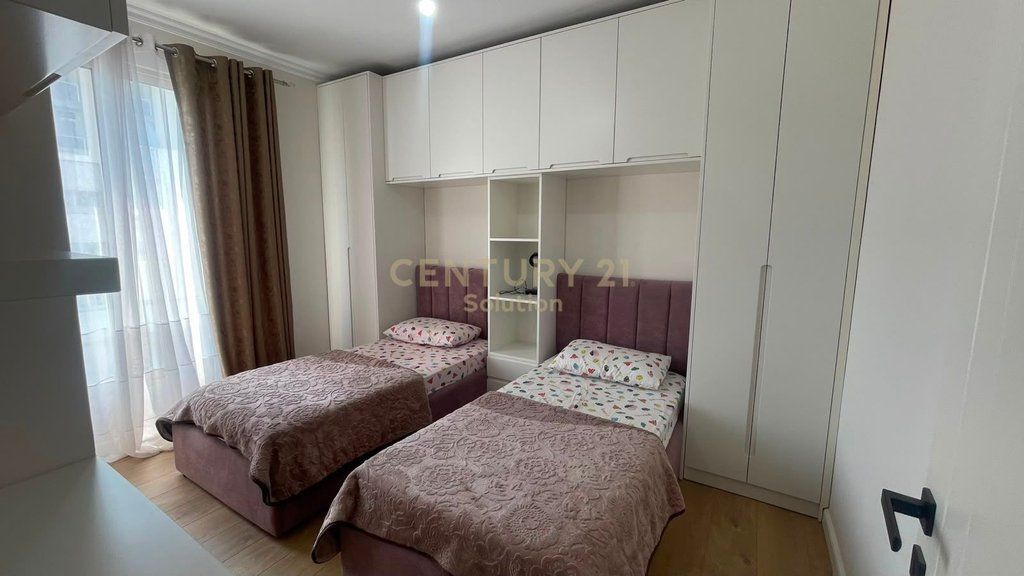 JEPET ME QIRA APARTAMENT 2+1+PARKING TEK ISH FUSHA AVIACIONIT! 750 € /Muaj 75,000 Lekë /Muaj