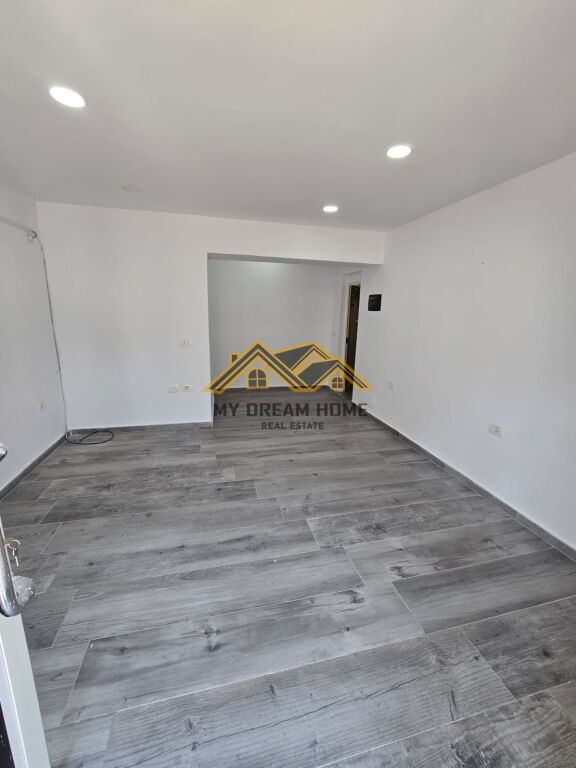 Business Premises for Rent, Main Boulevard!